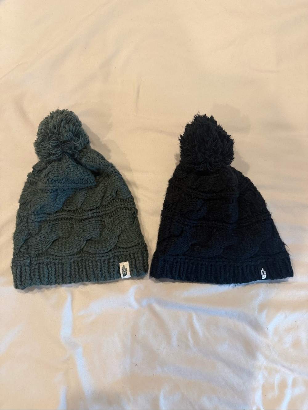 The North Face Pom Pom Cable Knit Beanie - Green and Black